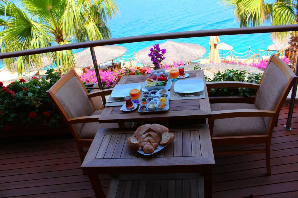 Loryma Luxury Hotel ボズブルン 部屋 写真